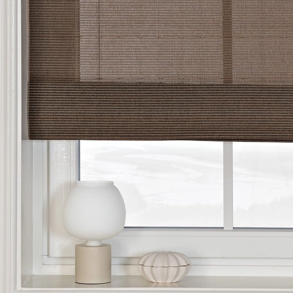 Brun hissgardin/roll-up