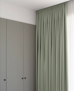 Made-to-measure curtain STILLA, light green