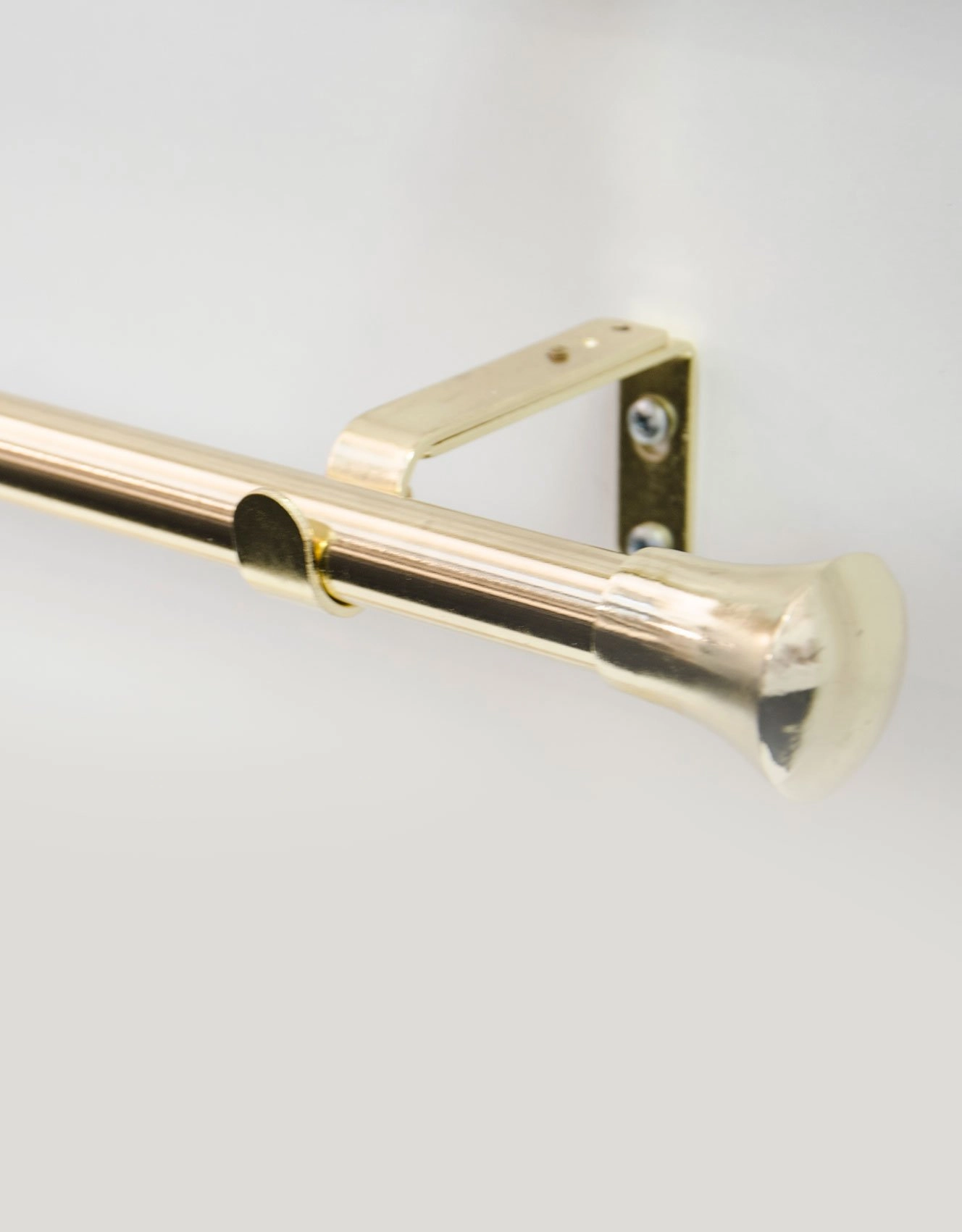 Vega brass curtain rod Hasta