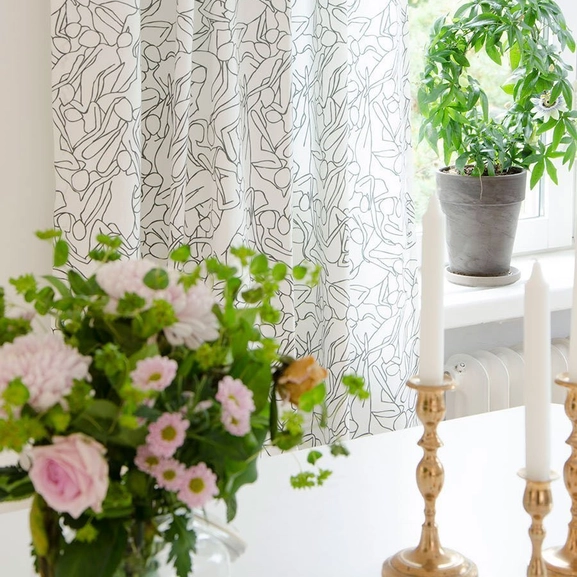 Gardin Kvinna från Hasta Hasta