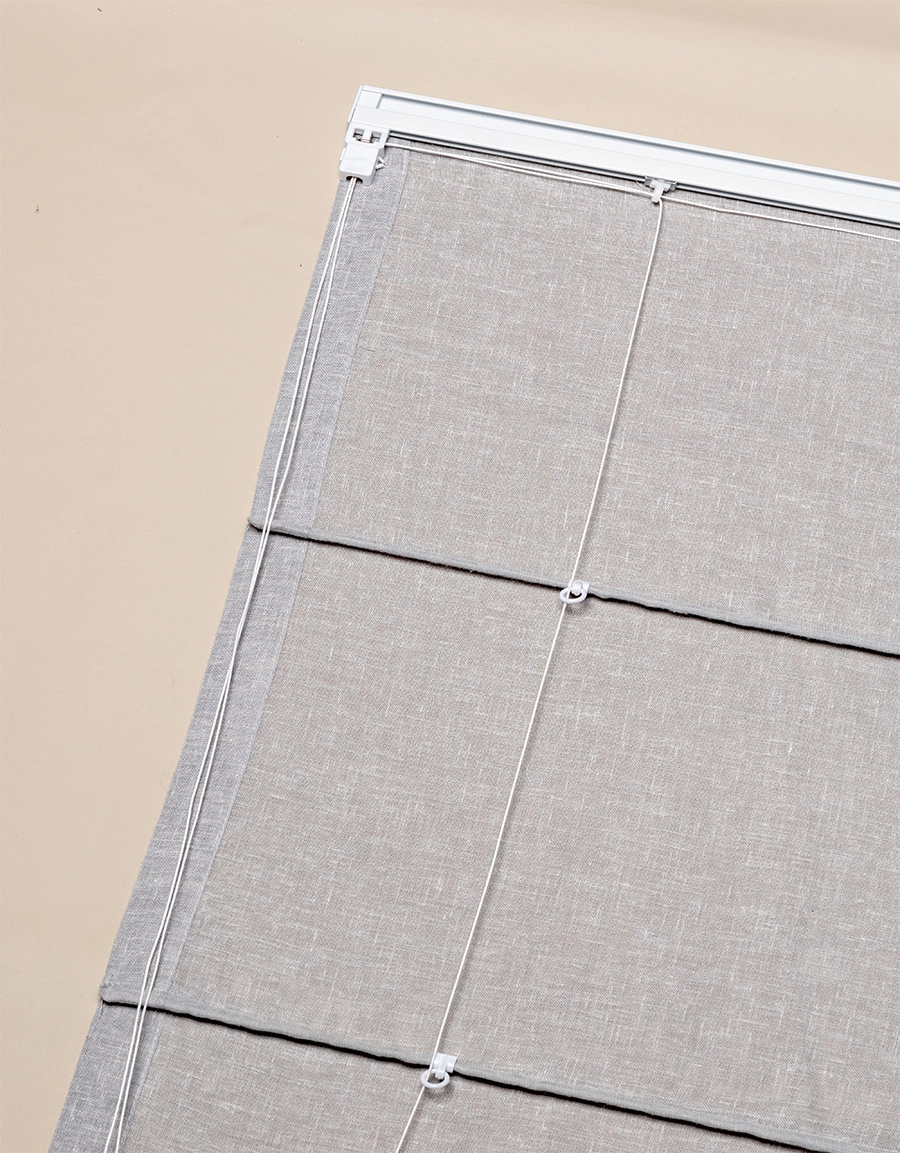 245551-5019124-hissgardin-saga-grå-1