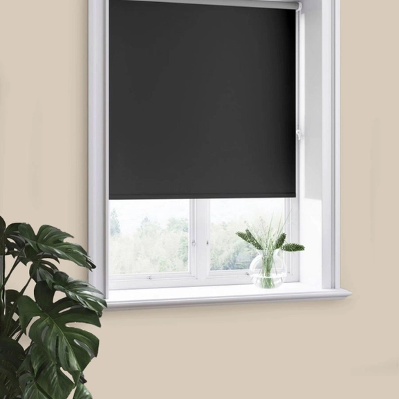 rullgardin-titan-mörkläggande