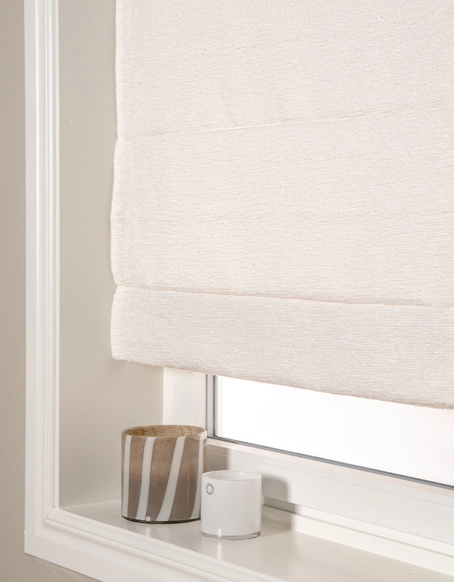 245551-5020706-hissgardin-hilma-vit