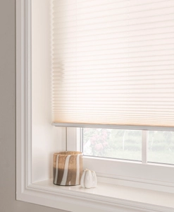 Avskärmande plisségardin