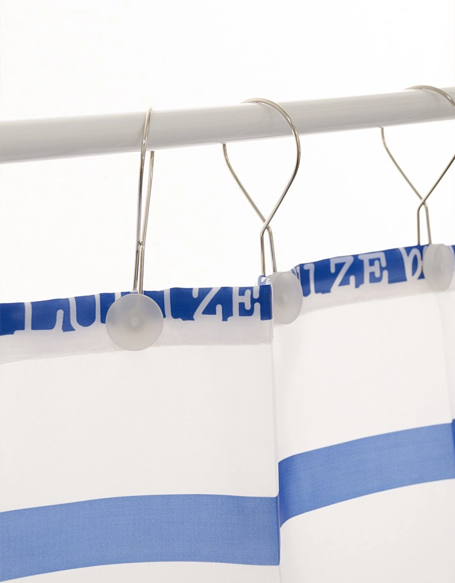 Twisted ring, Circle i stål med frostad akryl