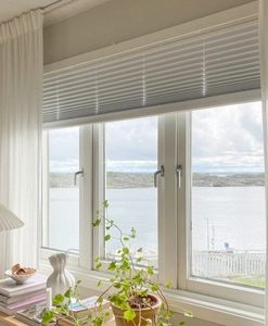 Mörkläggande plisségardin