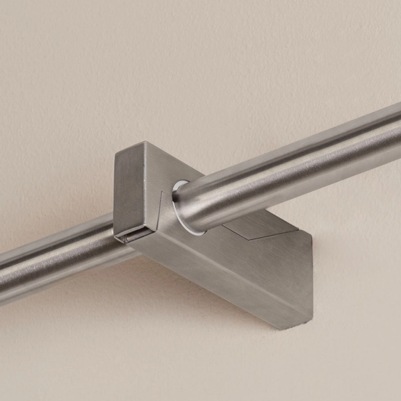 Väggfäste i rostfritt stål till gardinstång