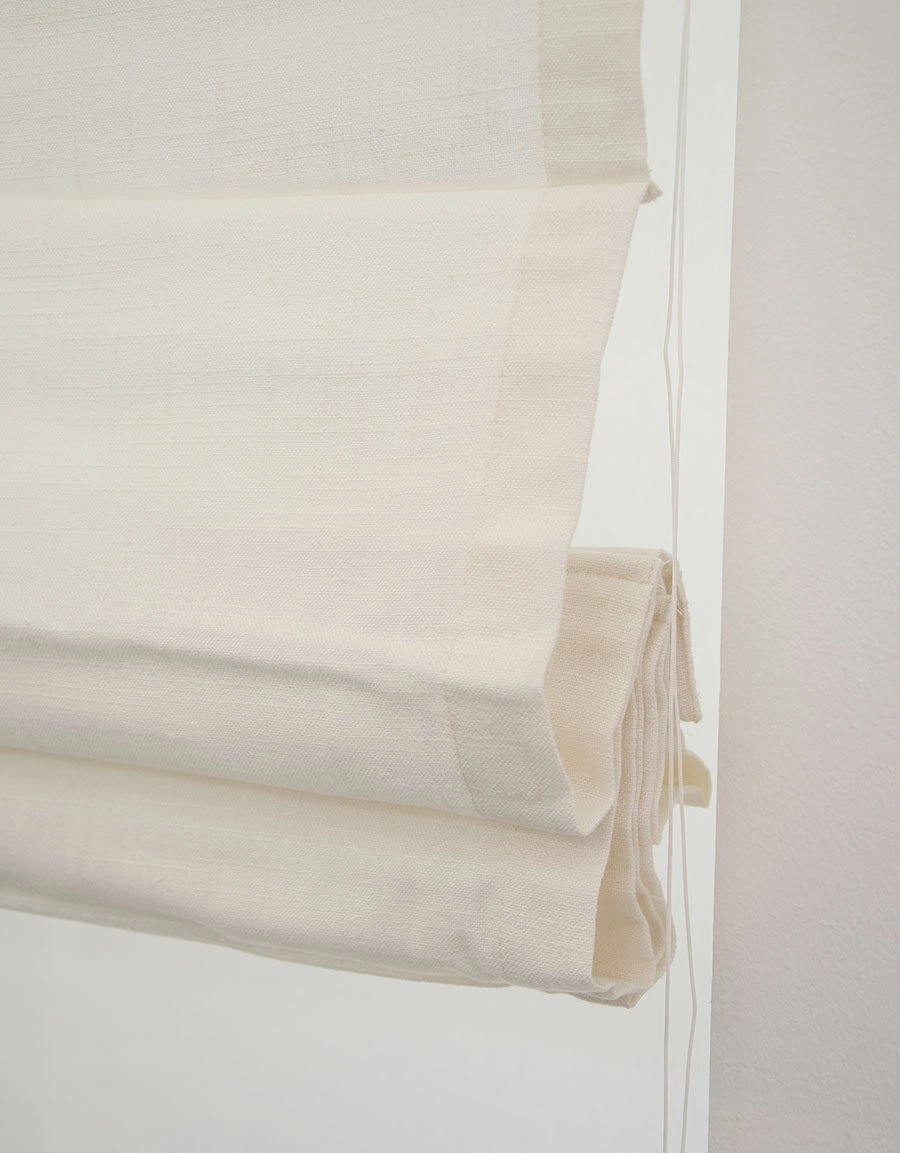 Lina pull-up curtain warm white Hasta