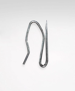 Pinch pleat hook Hasta