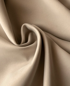 Gardin Svala, mörkläggande, beige