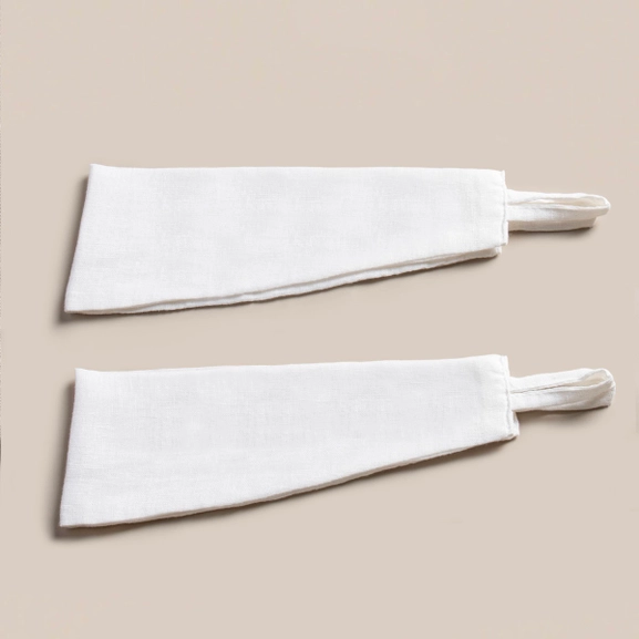 Gardinomtag i vitt tyg