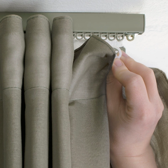 Curtain rail convex