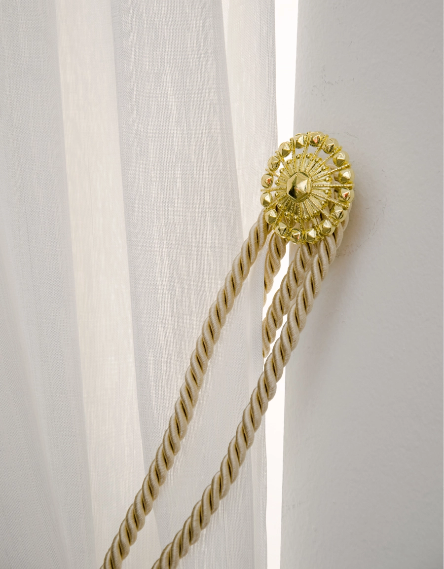 Omtagsfäste, spetsmönster, flera färger