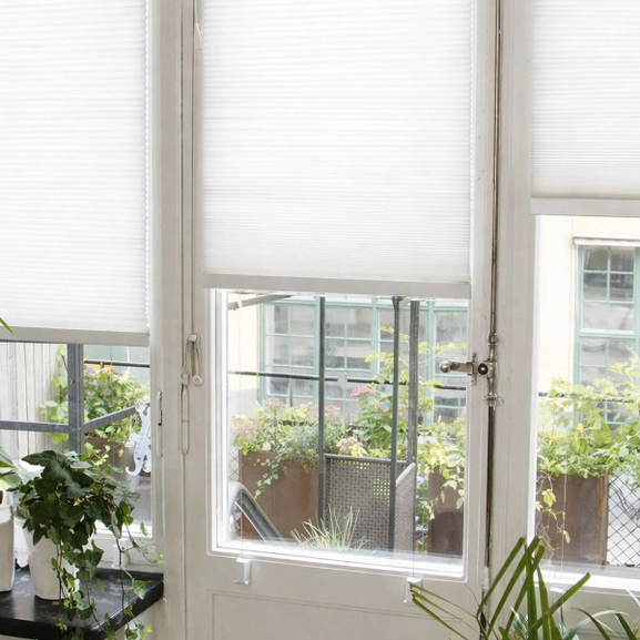 plissegardin-multifix-balkongdörr