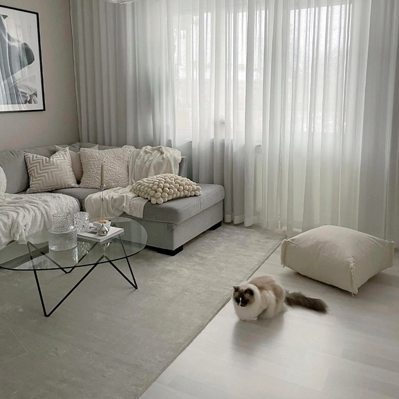 Måttillverkad hotellgardin Leo, transparent vit