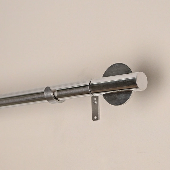 Ändknopp i sfärisk form i rostfritt stål