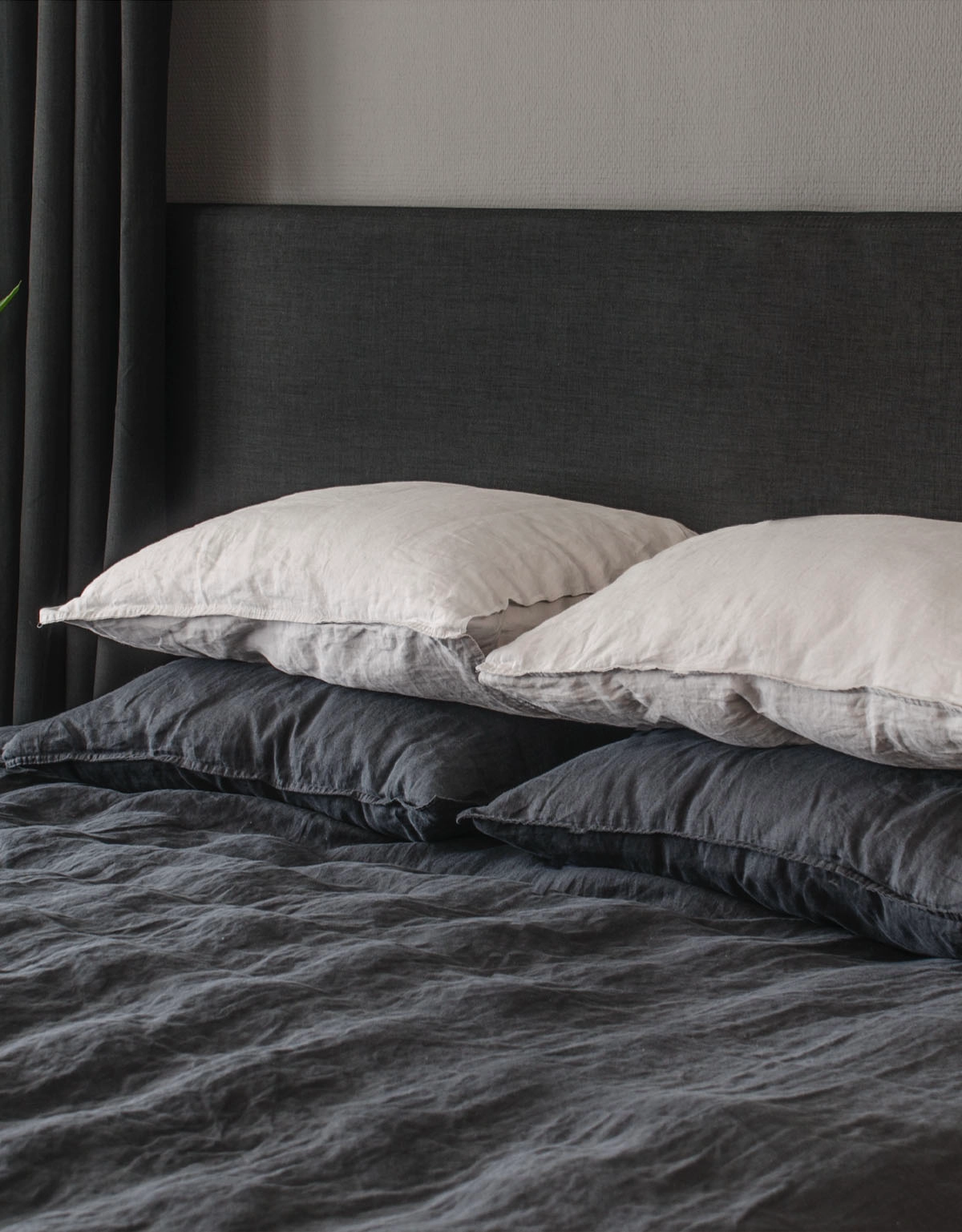 Sänggavel LECTUS SQUARE™ i mörkgrått