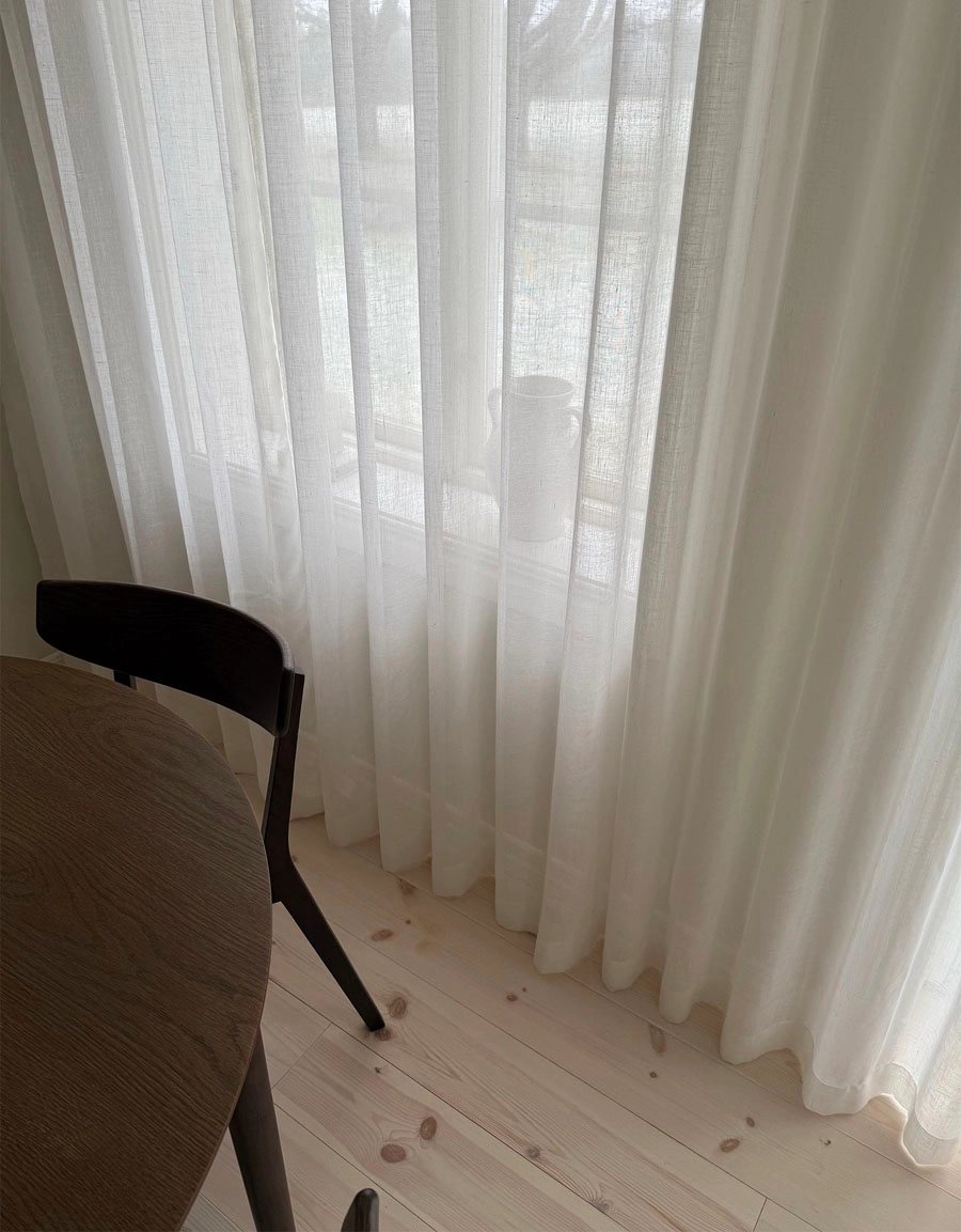 Måttillverkade gardin Saga, vit