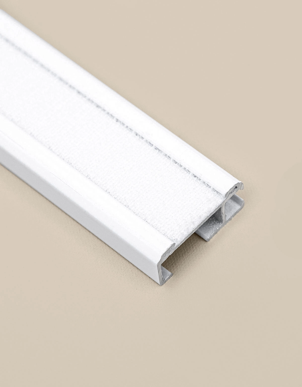 Skena med velcro på