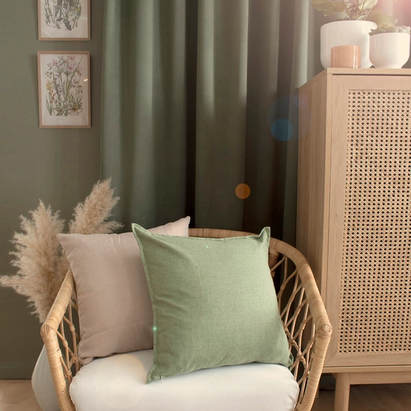 Kuddfodral Coola beige och Lina grön