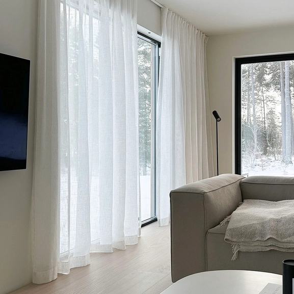 Måttillverkad gardin Alma