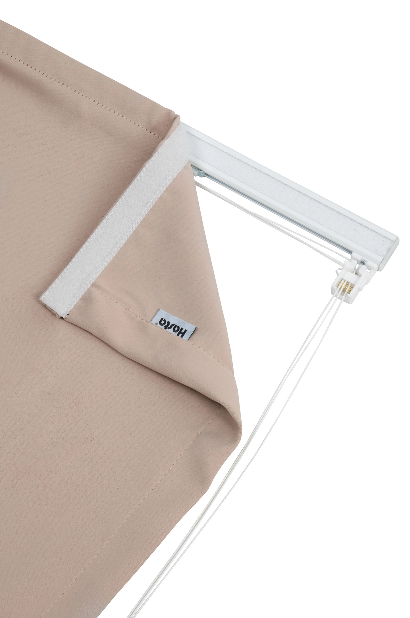 Mörkläggande beige hissgardin