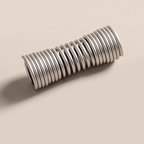 Retur i stål till gardinstänger