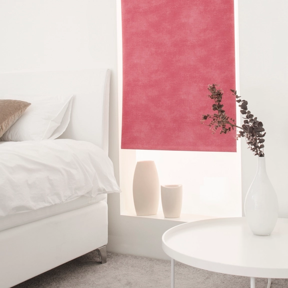 Rullgardin dimout rosa måttillverkad hasta