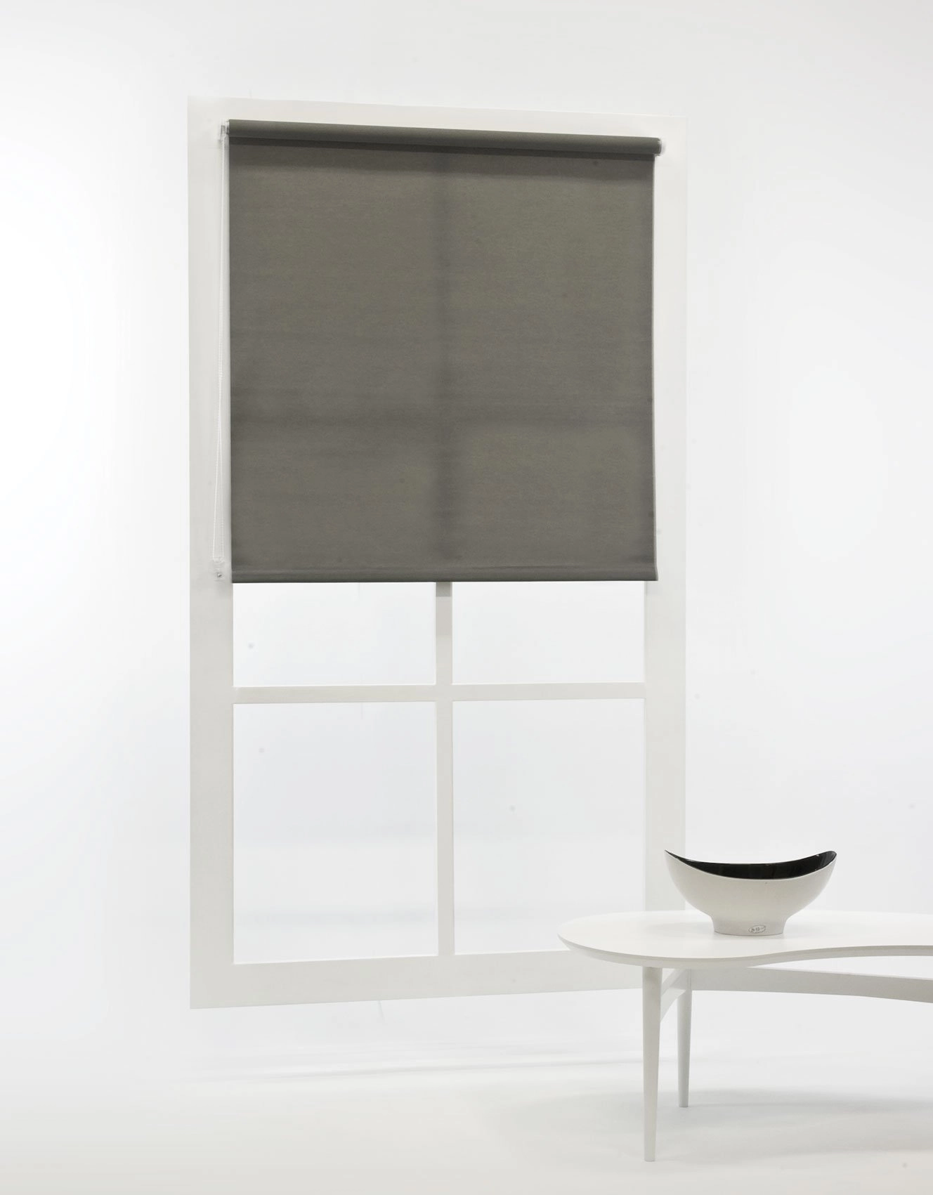 Gray roller blind from Hasta.