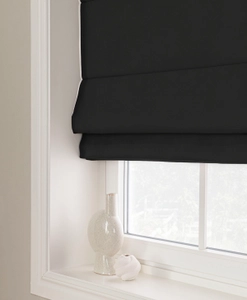 Mörkläggande svart hissgardin