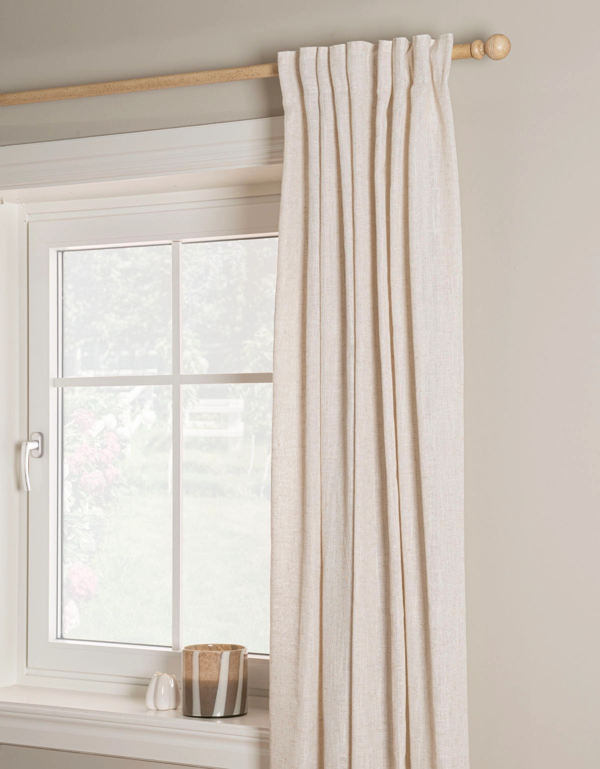 11118_gardinstång_antikvit_gardin