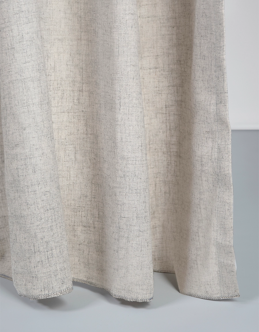 Gardin Lina, grå, närbild söm