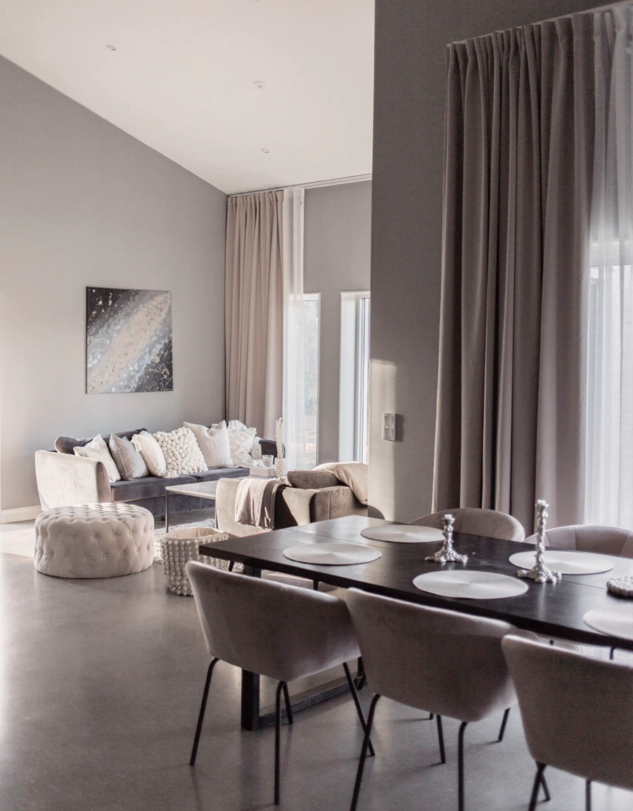 Mörkläggande gardin beige, måttillverkad Dokie