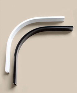 Hörnböj i vitt och svart till gardinskena Alex