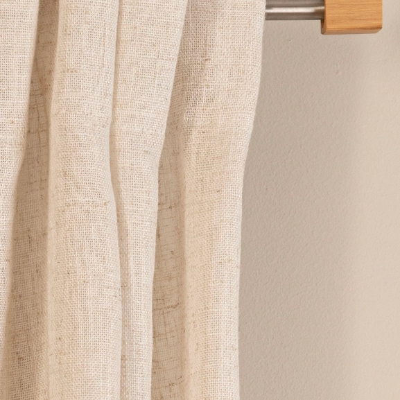 Ändknopp i ek på gardinstång