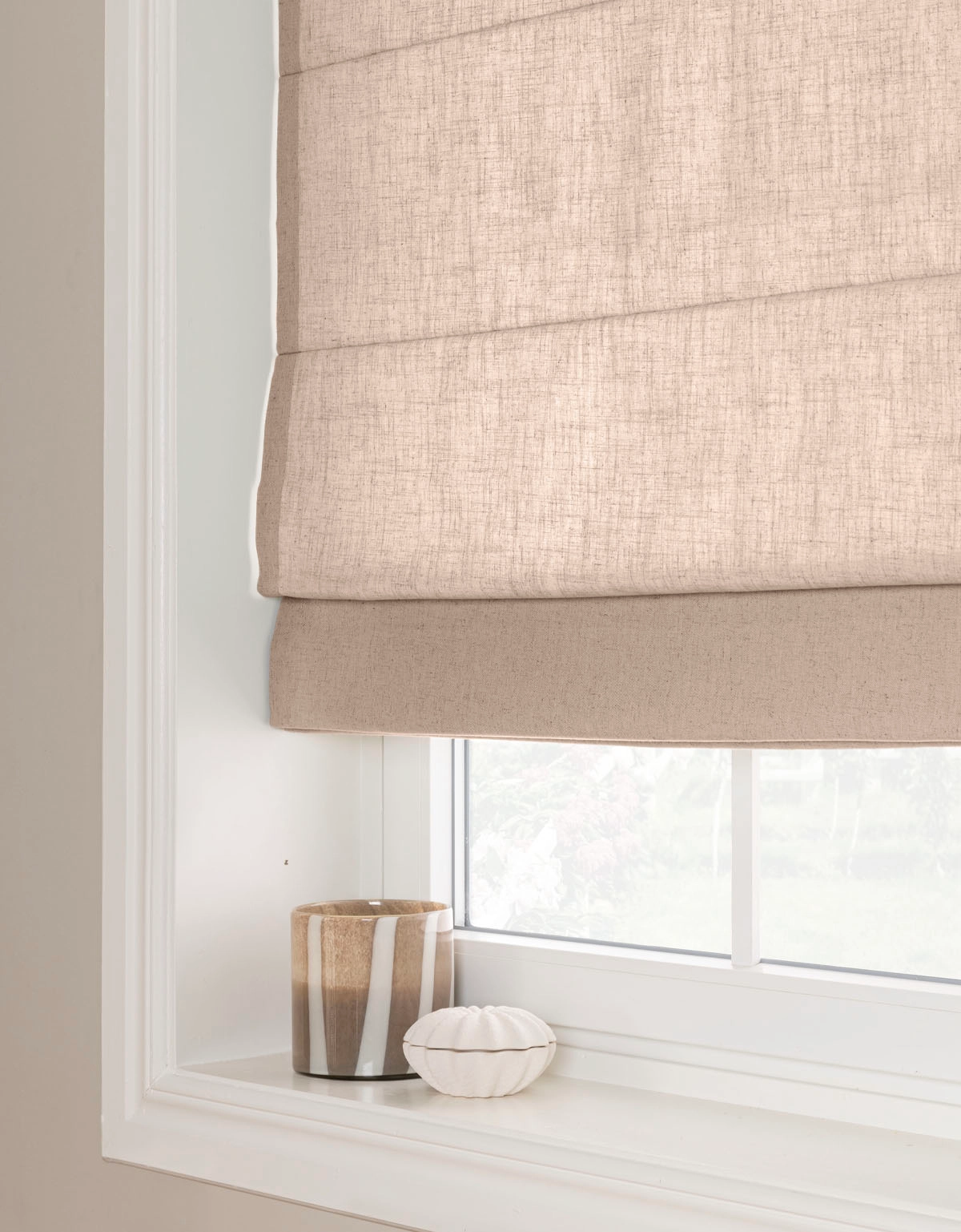 Beige hissgardin i linneblandning