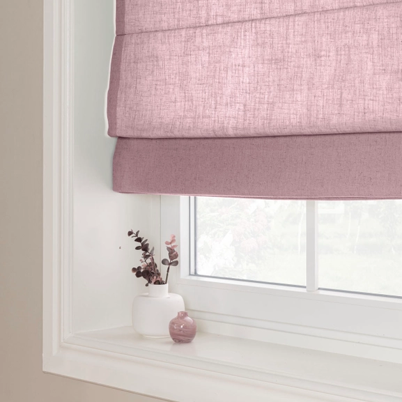 Dovlila hissgardin i linneblandning