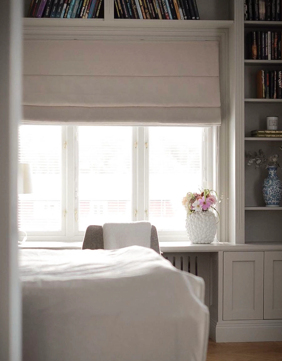 Mörkläggande hissgardin Dokie