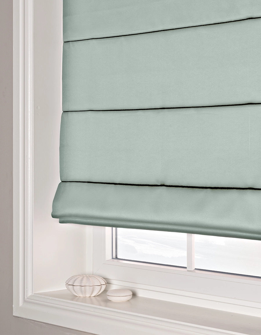 Mörkläggande hissgardin Stilla ljusgrön med lina