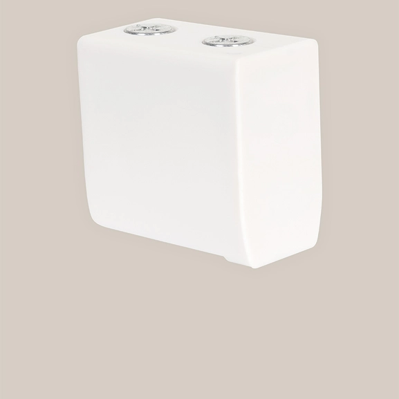 End fitting for Cabin rail in white.