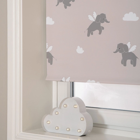 Rullgardin-Elefanter-med-vingar-beige