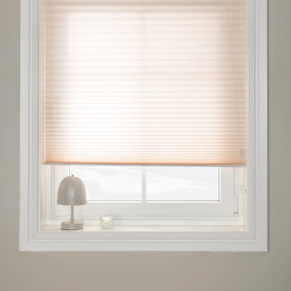 Beige avskärmande plisségardin