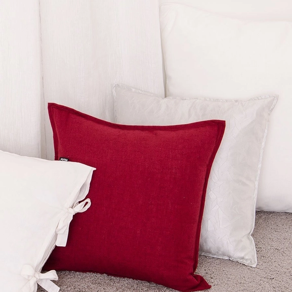 lina pillowcase red Hasta