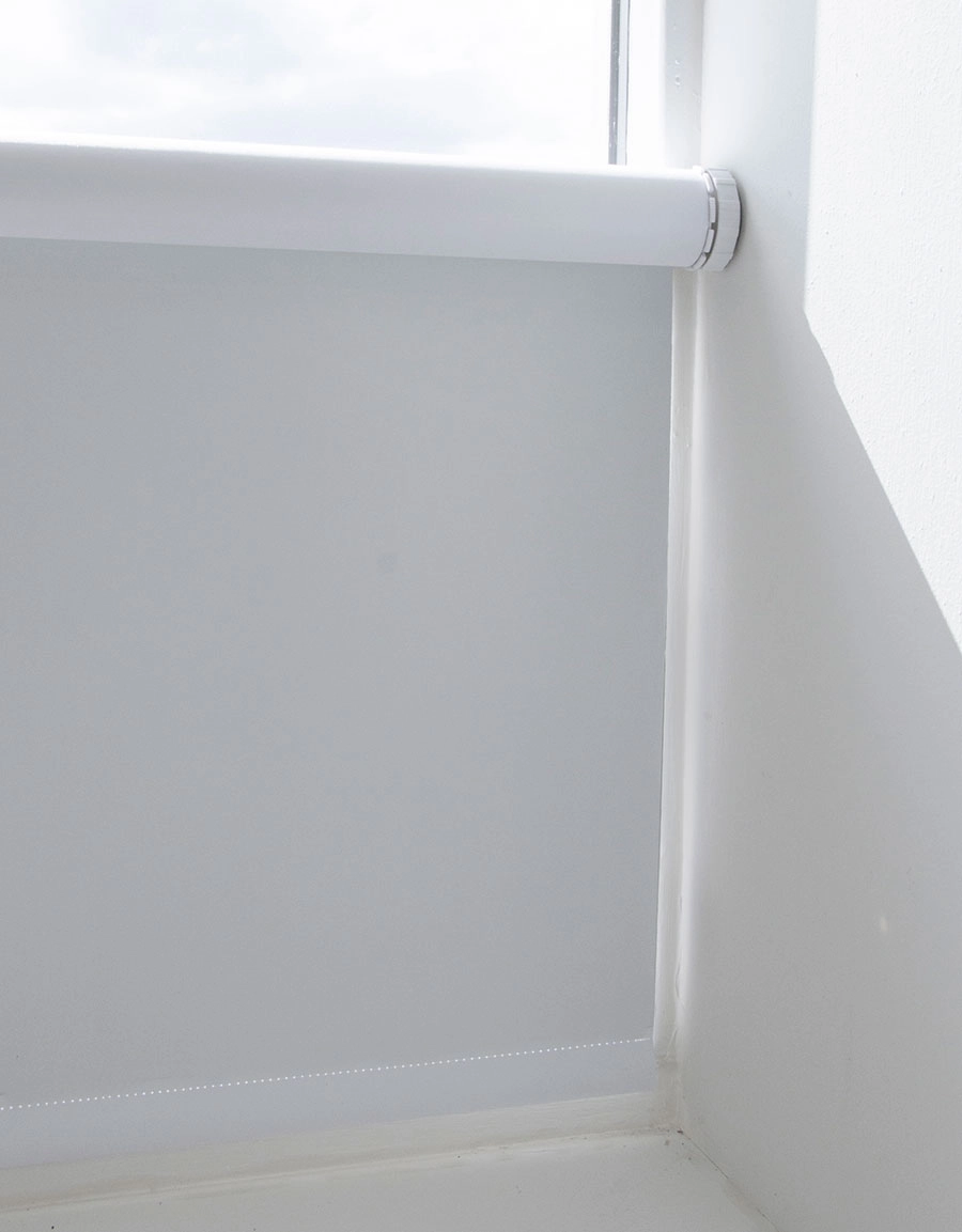 Hasta Tension blackout roller blind without screws