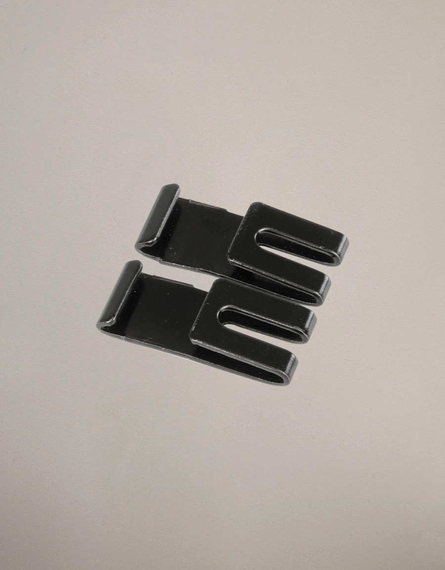 Ceiling bracket for u-rail