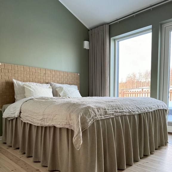 Måttillverkad sängkappa för kontinentalsäng