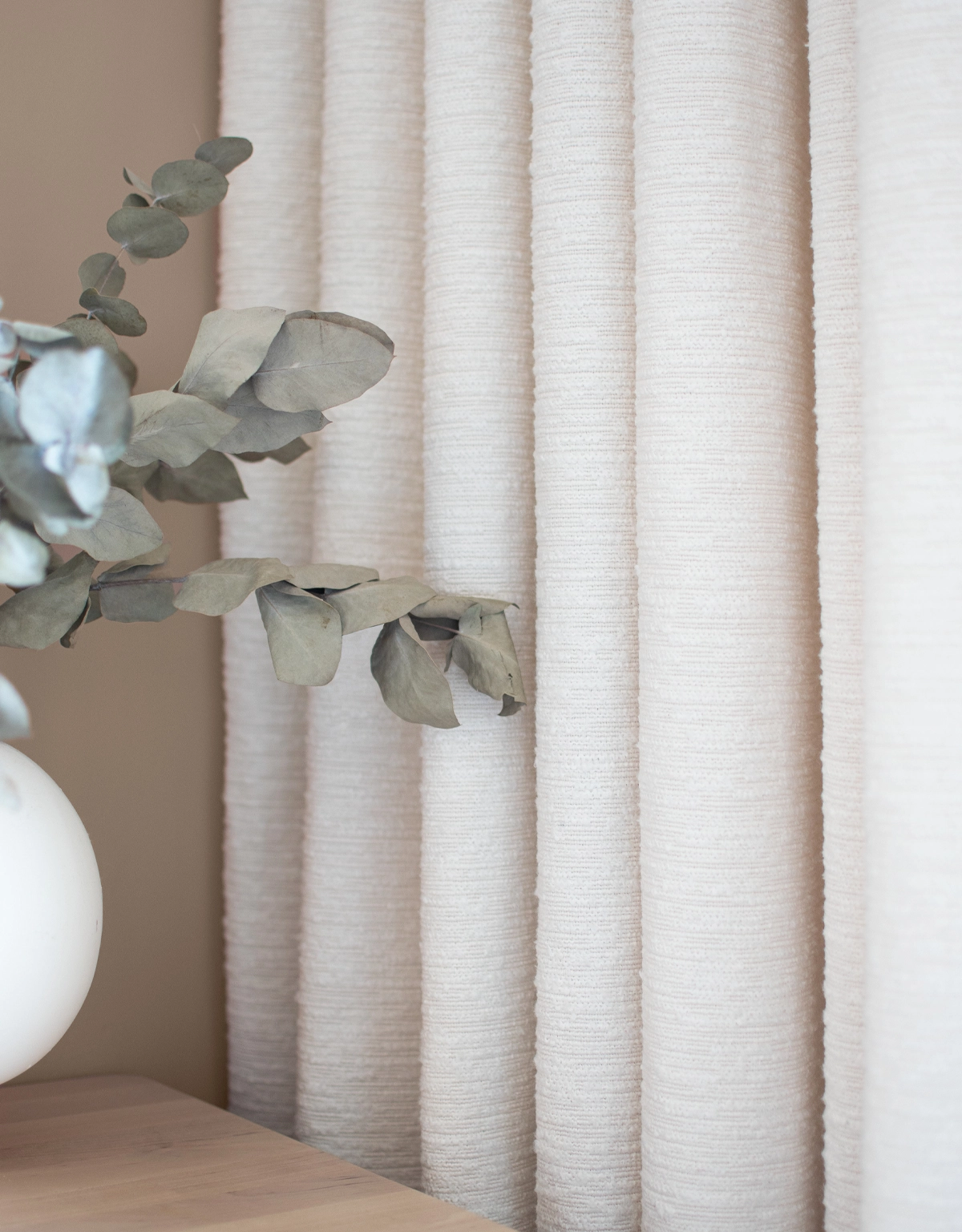 Vit bouclégardin, närbild