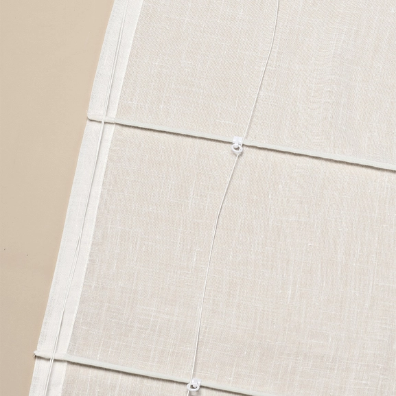 245551-5019125-hissgardin-saga-vit-1