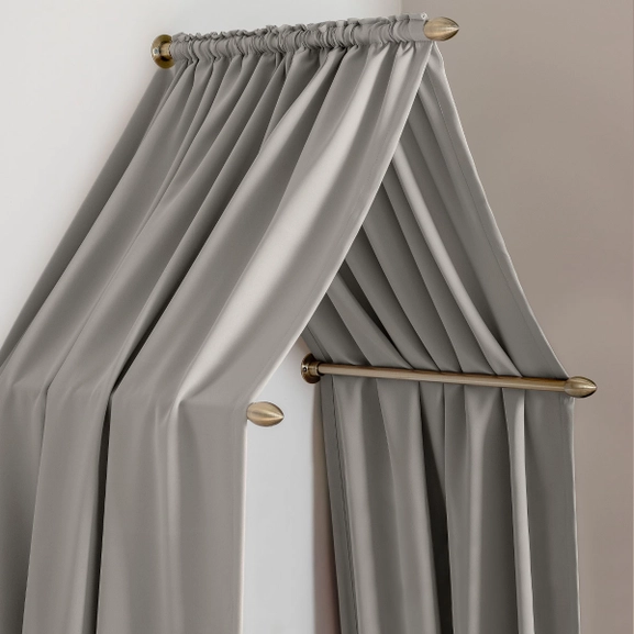 grå-sänghimmel-stänger-antikmässing