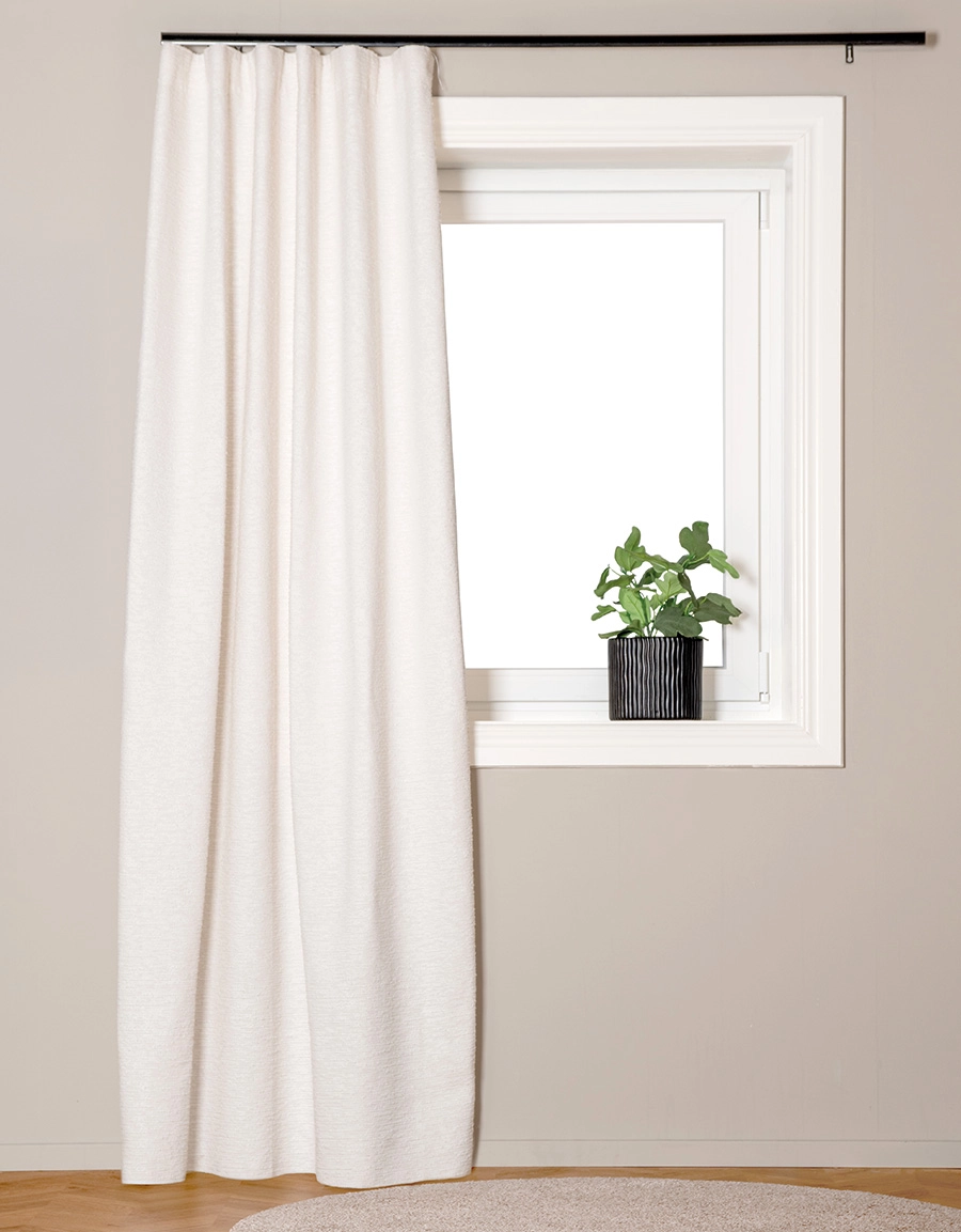 48640-gardin-hilma-vit